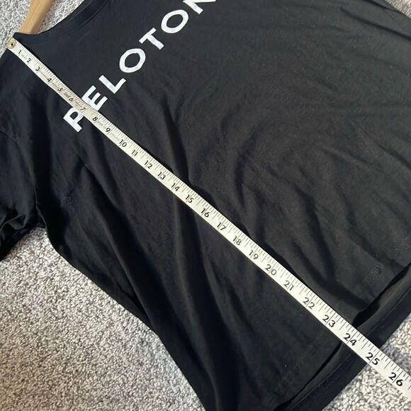 Peloton Women’s Cotton Workout Century T-Shirt Size Medium - Picture 7 of 9
